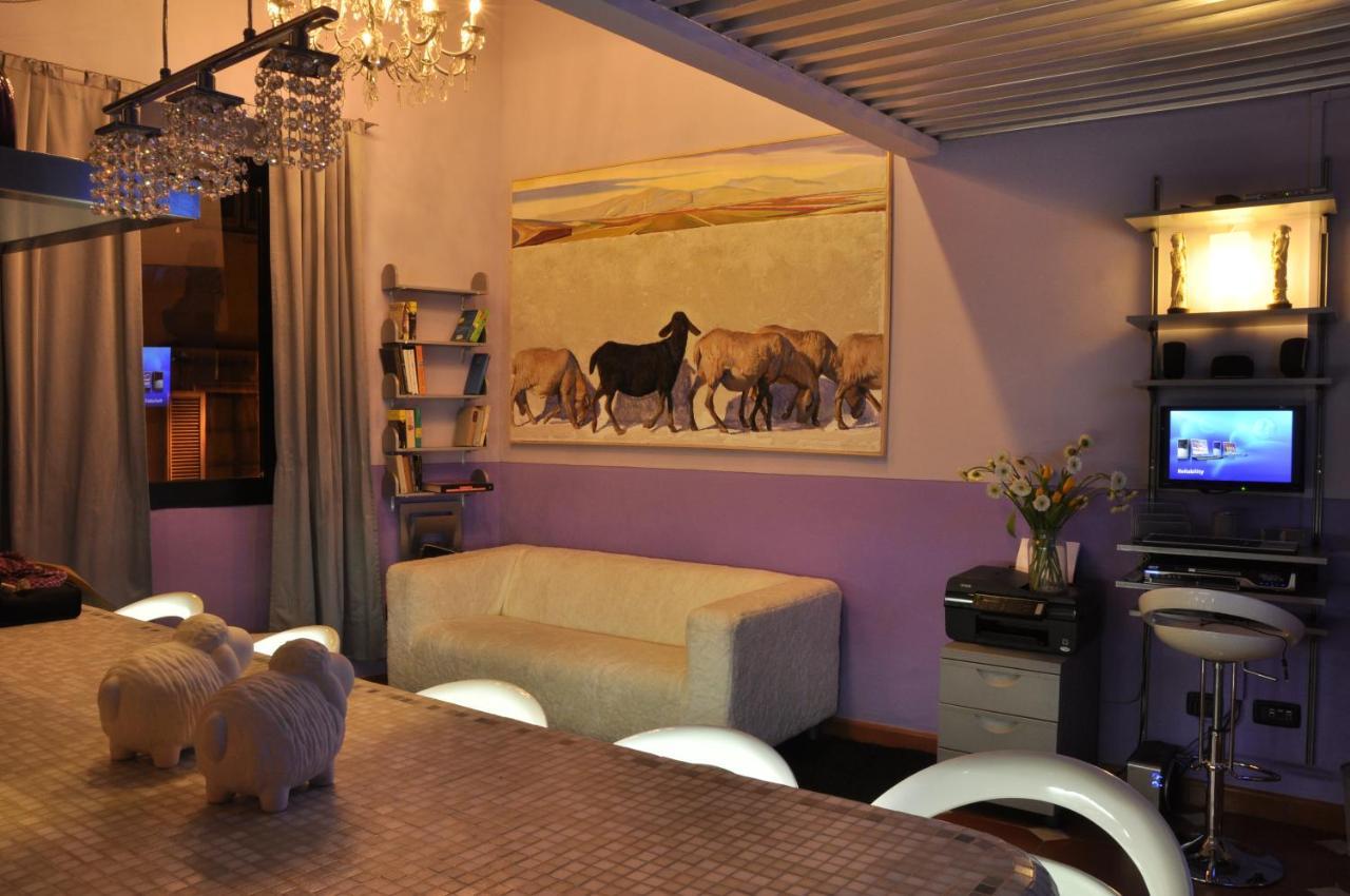 The Black Sheep B&B Floransa Dış mekan fotoğraf