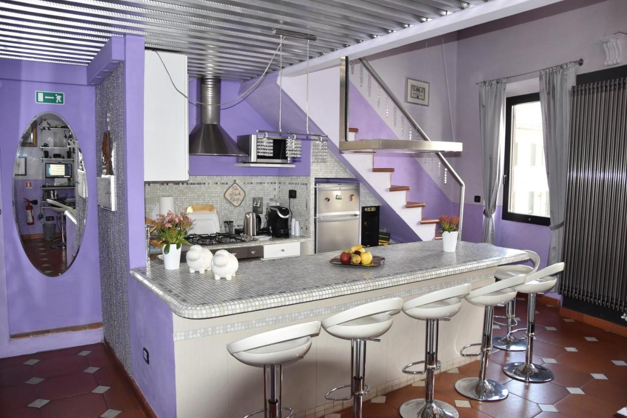 The Black Sheep B&B Floransa Dış mekan fotoğraf